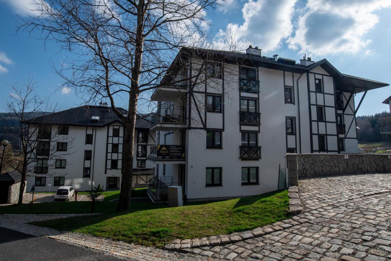 Apartamenty Amira W Kompleksie Apartamenty Piano Świeradów-Zdrój Dış mekan fotoğraf